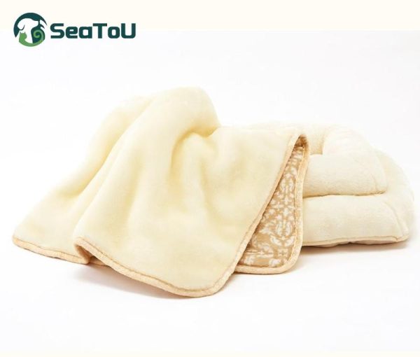 beds-6-3 ウォーム・コンフォート・ペットベッド/ブランケット