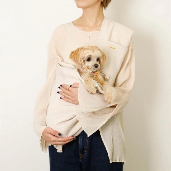 Pet carrier with mesh for breathability